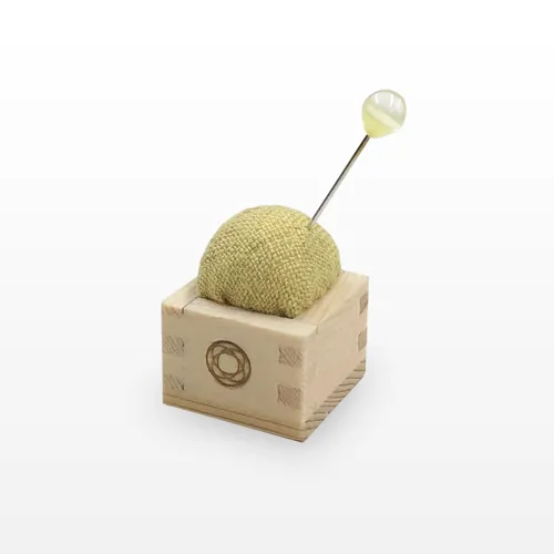 naehzubehoer-cohana-masu-mini-pincushion-yellow-cohana-1.jpg