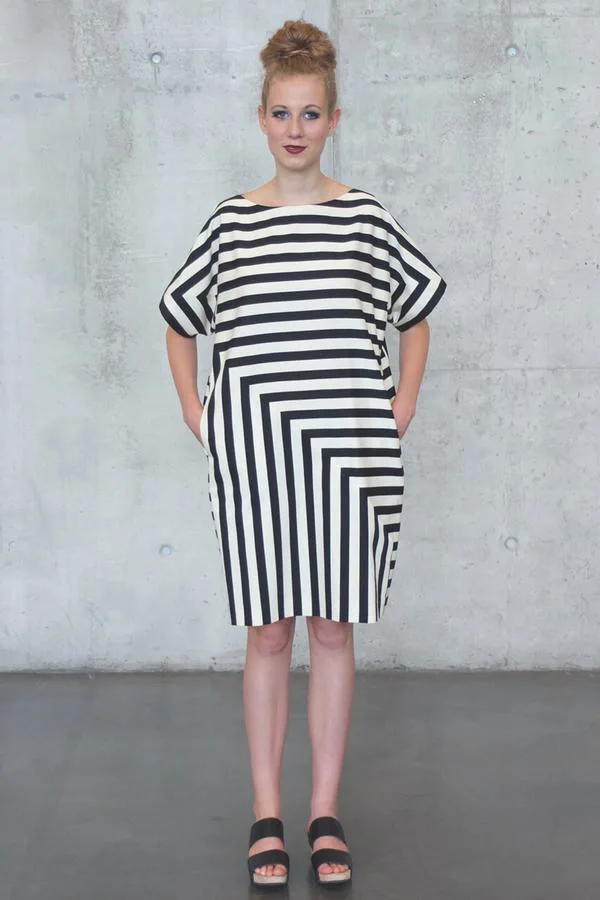 No22 Kleid mit Streifen - Trendschnitt Schnittmuster