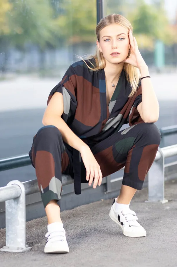 No57 Jumpsuit mit Knopfpatte - Trendschnitt Schnittmuster