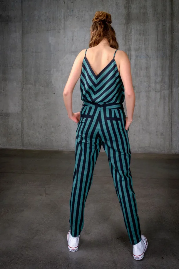 No35 Hose mit Kreuzfalte - Trendschnitt Sewing Pattern (German)