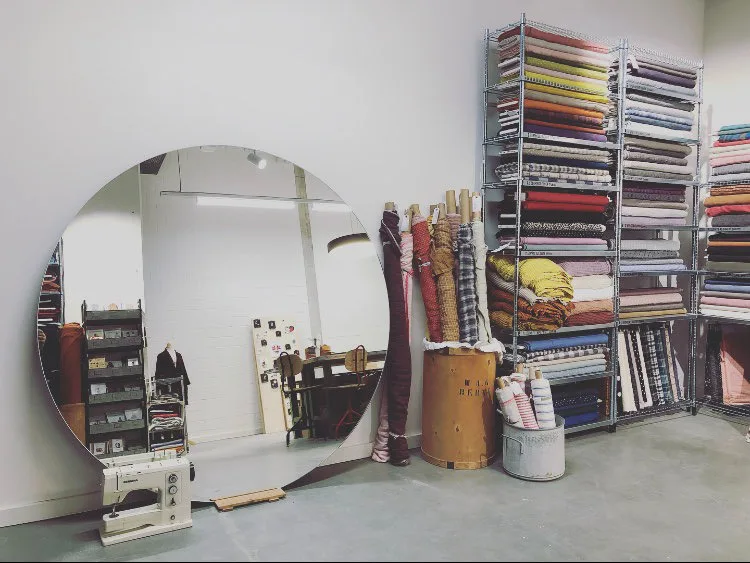 ladenlokal-spiegel-stoffe.jpeg