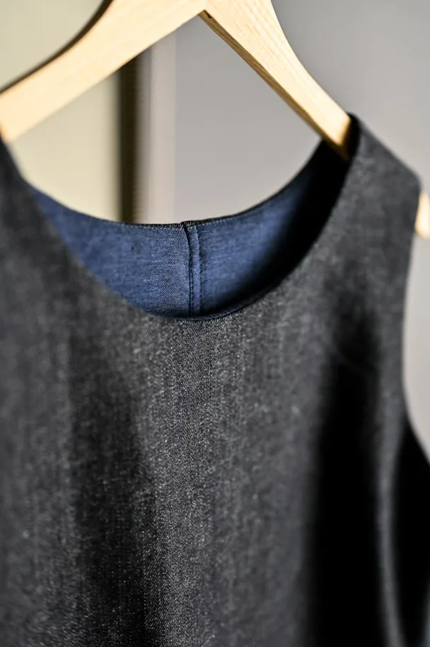 The Whittaker Dress - Merchant & Mills Sewing Pattern (English)