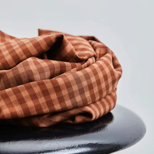 stoff-meetmilk-tencel-two-tone-check-pecan-01.jpg