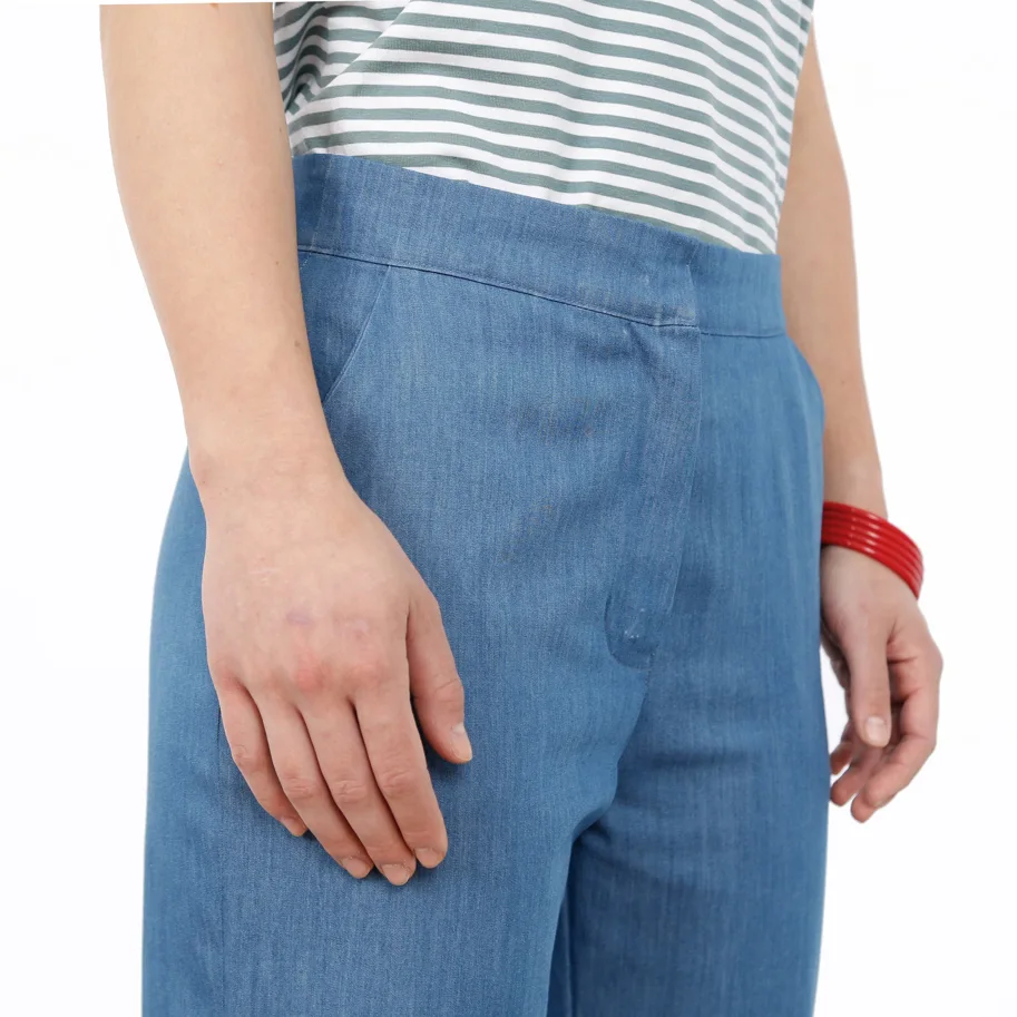 Frau Ilse Hose mit Reissverschluss - Studio Schnittreif Schnittmuster