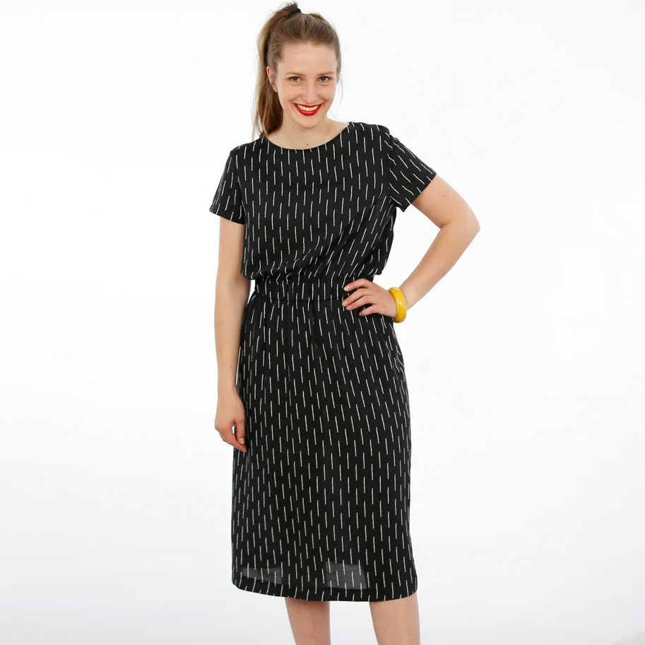Frau Sanja Kleid - Studio Schnittreif Sewing Pattern (German)