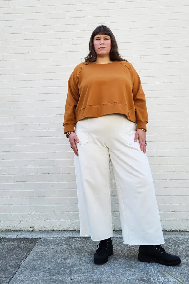 Cosmos Sweatshirt and Elemental Skirt 16-34 - Sew House Seven Schnittmuster (Englisch)