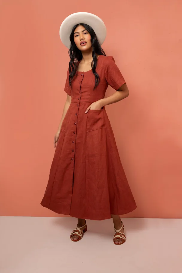 The Hughes Dress - Friday Pattern Company Sewing Pattern (English)