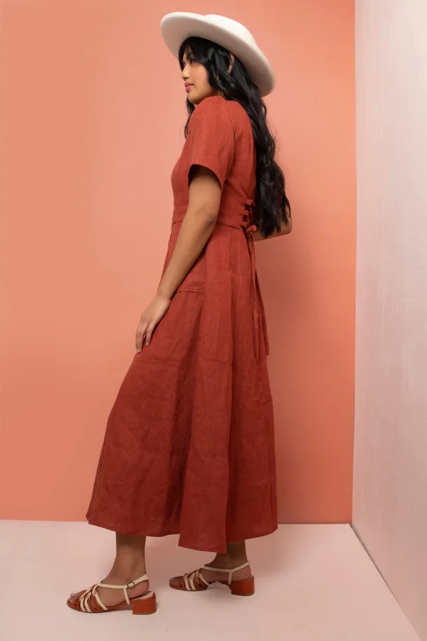 The Hughes Dress - Friday Pattern Company Sewing Pattern (English)