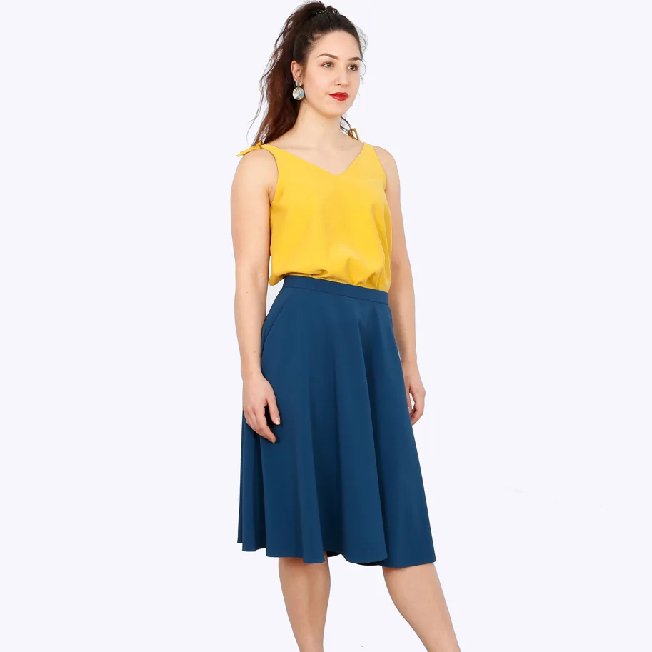 Frau Bella Halbteller-Rock - Studio Schnittreif Schnittmuster