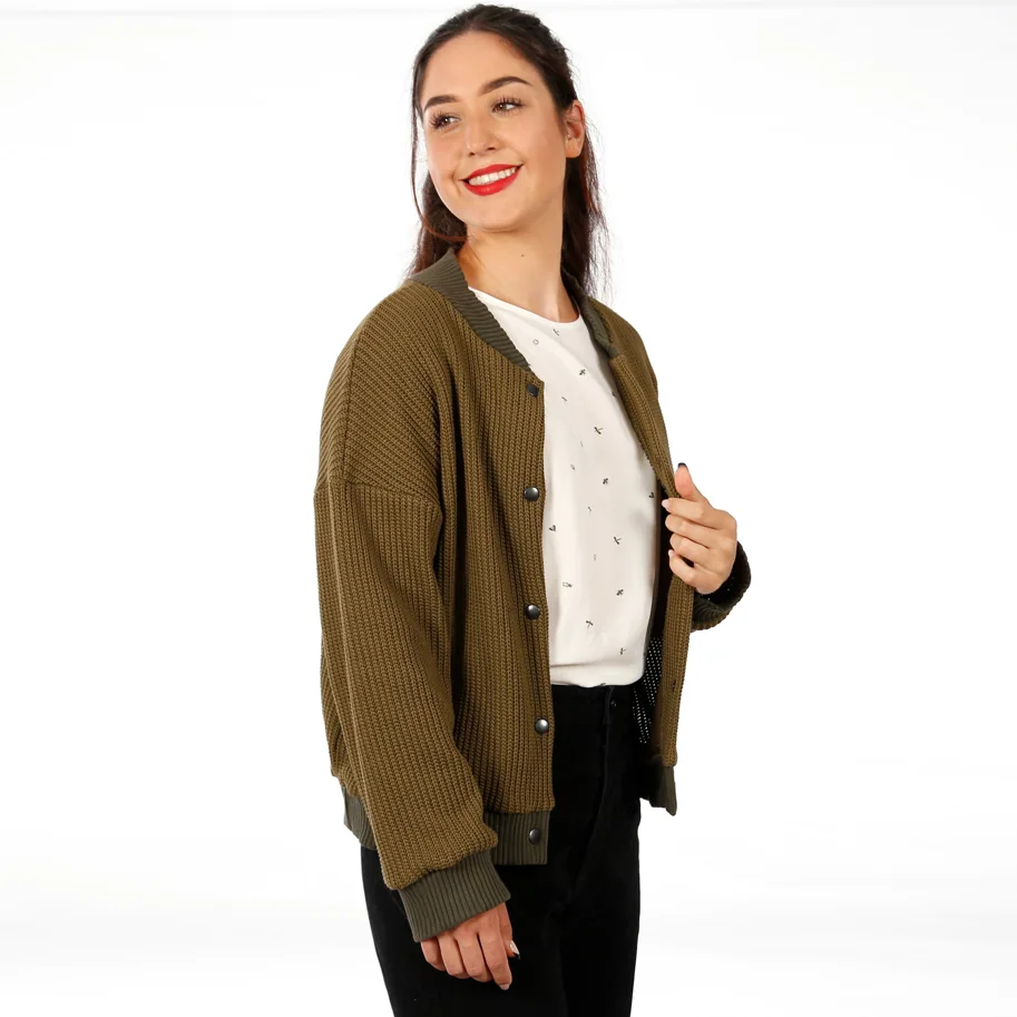 Frau Ayla Cardigan - Studio Schnittreif Schnittmuster