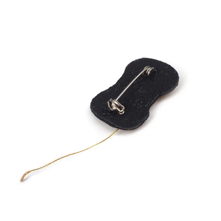 Golden Thread Brooch - Macon & Lesquoy