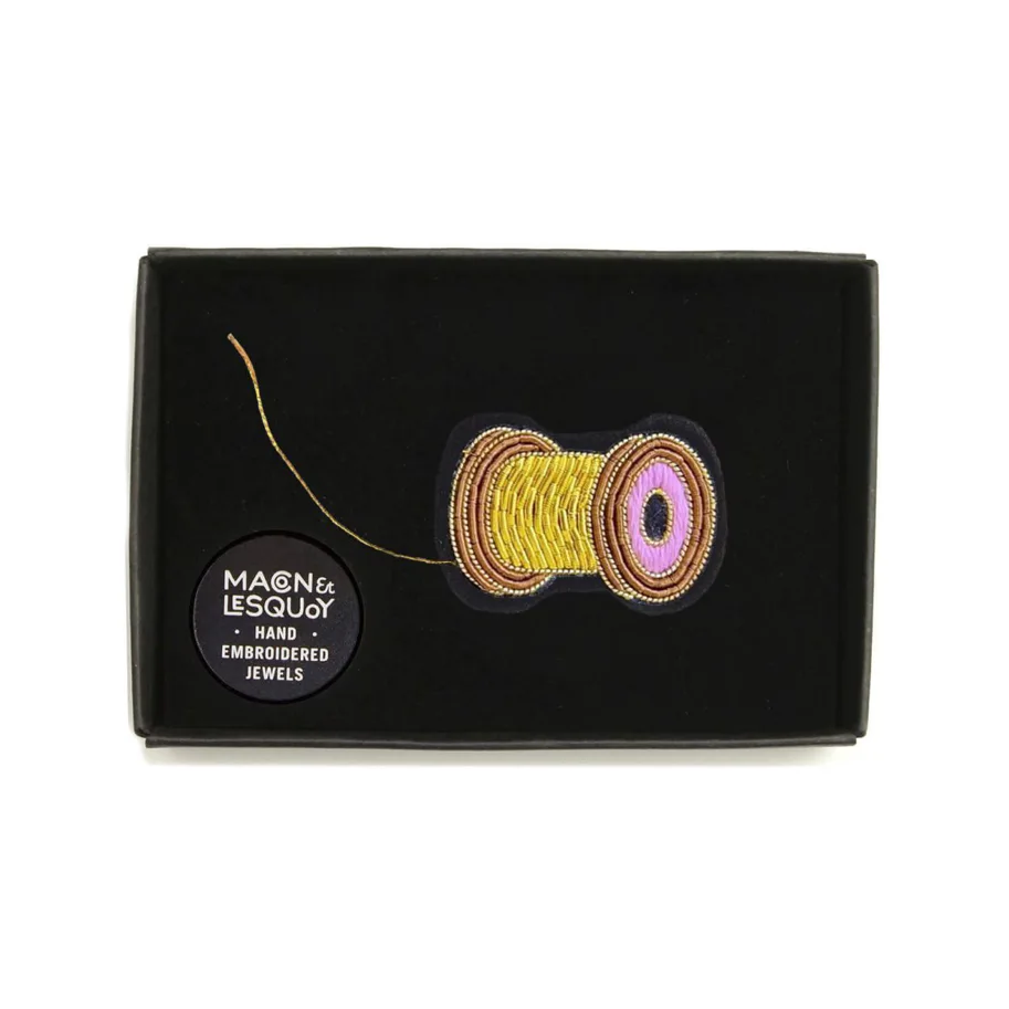 Golden Thread Brooch - Macon & Lesquoy