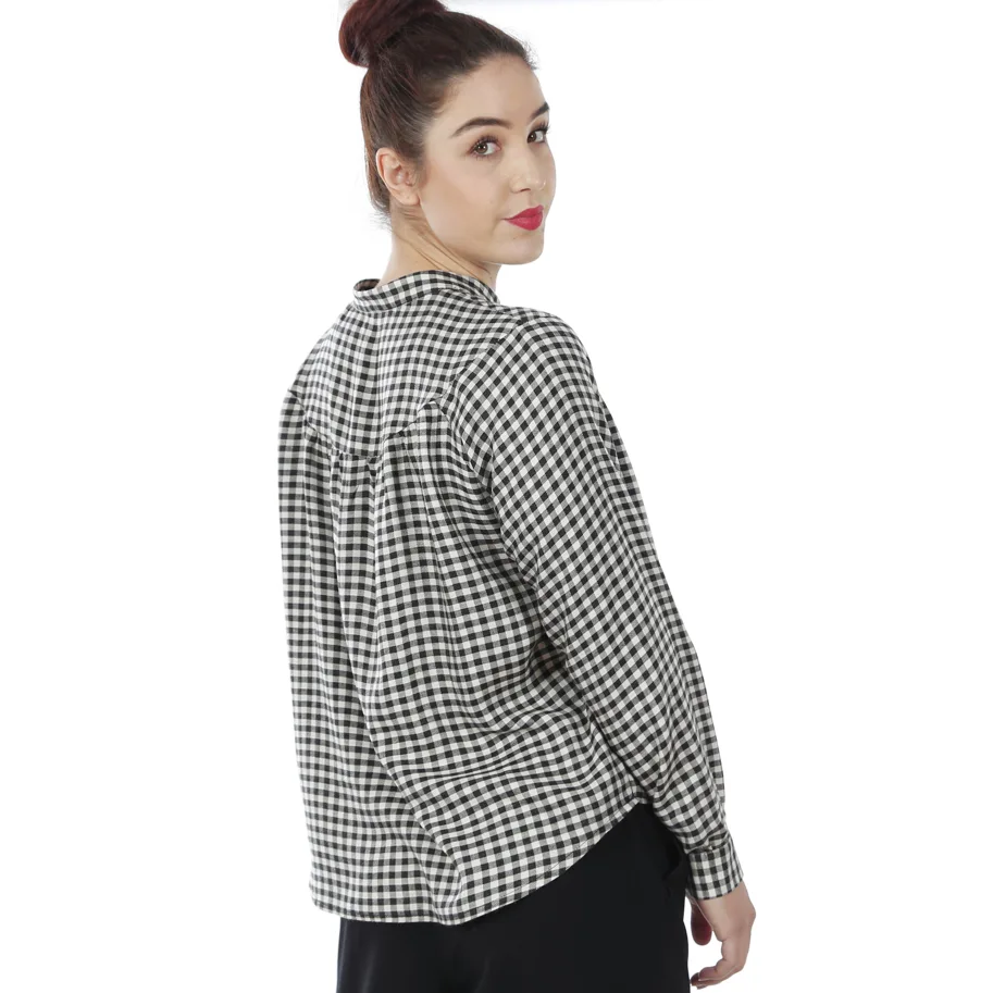 Frau Uta Bluse mit Passe - Studio Schnittreif Schnittmuster