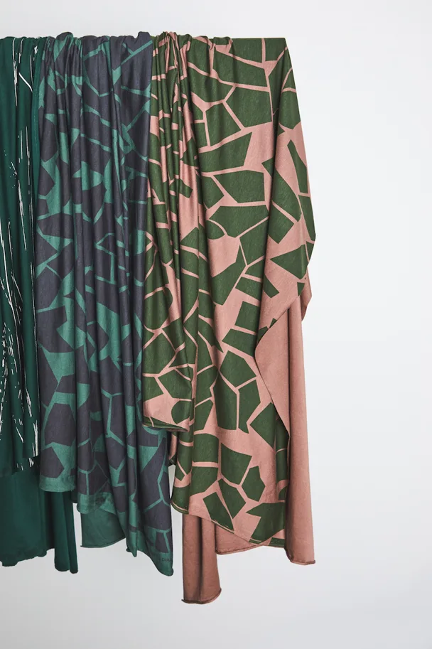 Saja Ecovero Stretch Jersey - Odd Puzzle Chalky Green Calm Grey