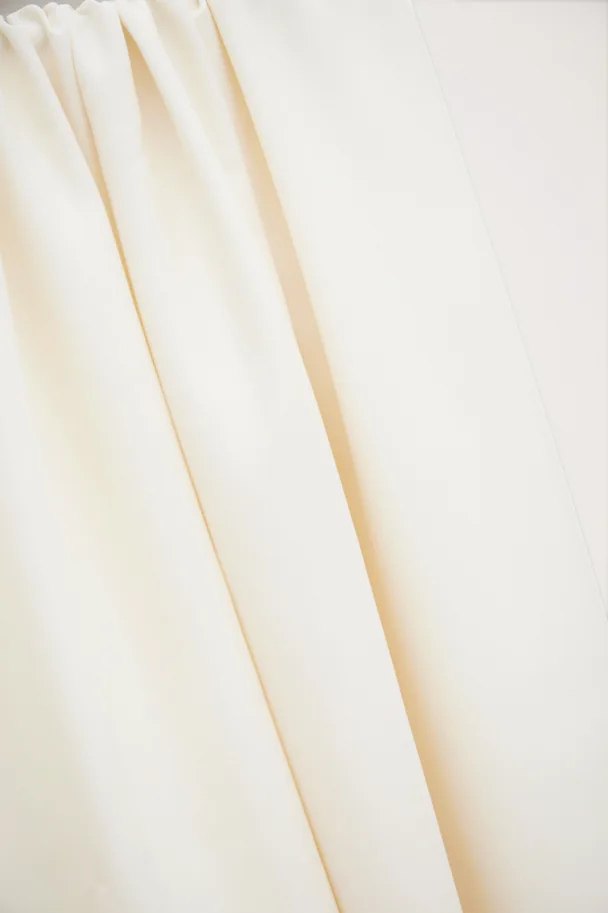 Leia Ecovero Soft Crêpe - Solid Creamy White