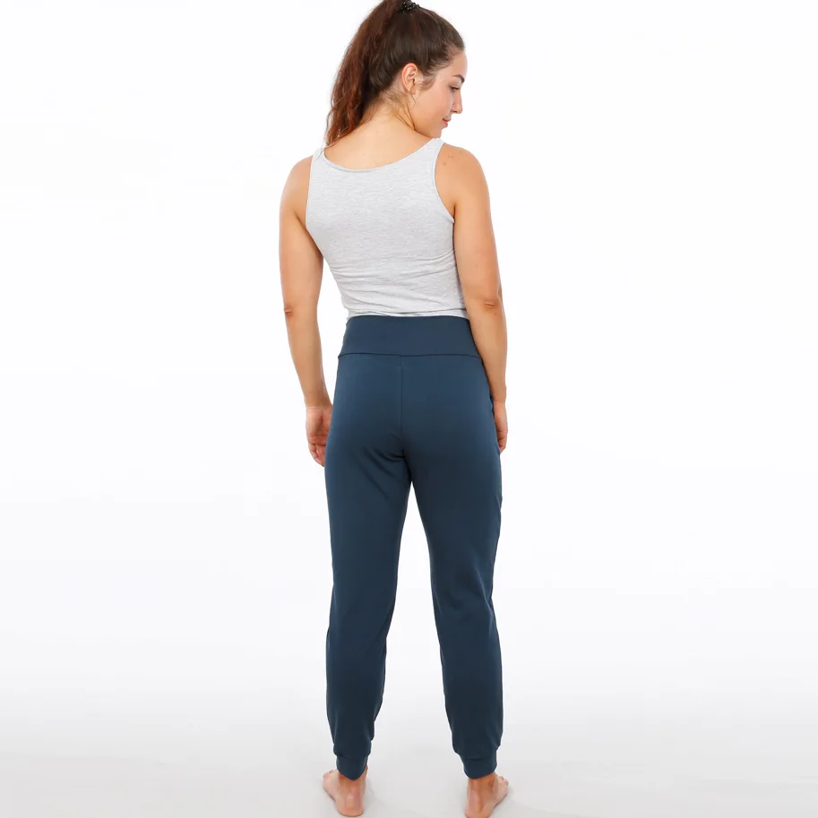 Frau Nelli Jogginghose - Studio Schnittreif Sewing Pattern (German)