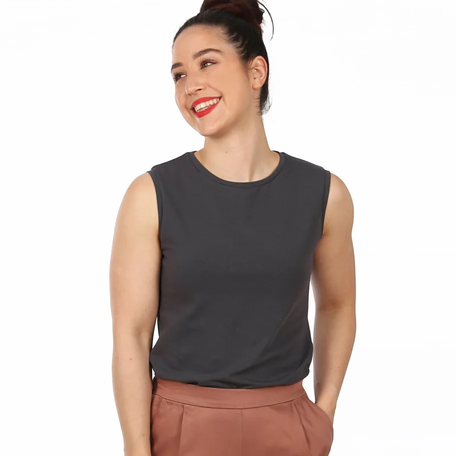 Frau Jenny Basic Top mit oder ohne Rollkragen - Studio Schnittreif Schnittmuster