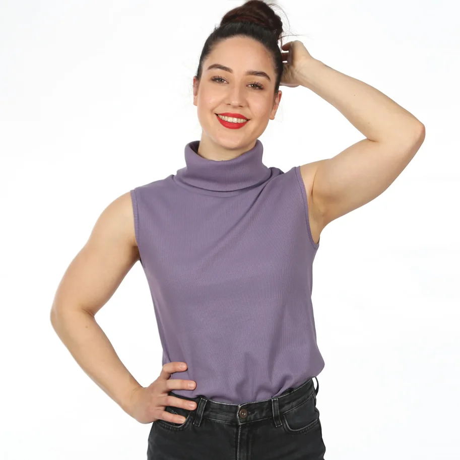 Frau Jenny Basic Top mit oder ohne Rollkragen - Studio Schnittreif Schnittmuster