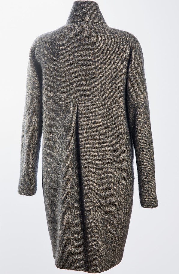 No01 Mantel in Egg-Shape Form - Trendschnitt Schnittmuster