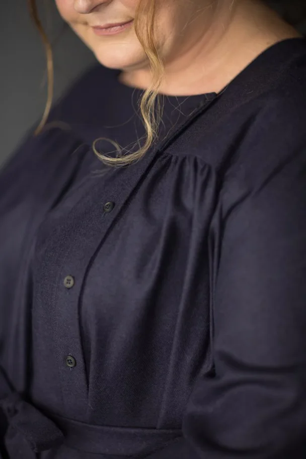 The Omilie Top and Dress 18-28 - Merchant & Mills Sewing Pattern (English)