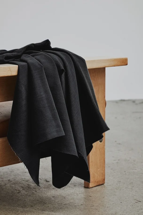 Tencel Sera Weighty Cotton Blend - Black