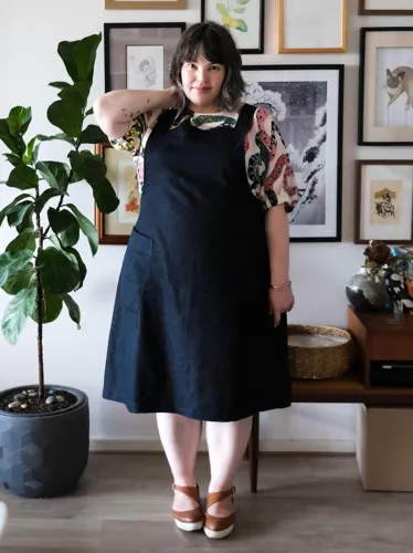 schnittmuster-the-assembly-line-apron-dress-01.jpg