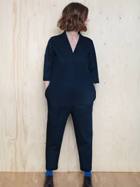 V-Neck Jumpsuit XL-3XL - The Assembly Line Schnittmuster (Englisch)