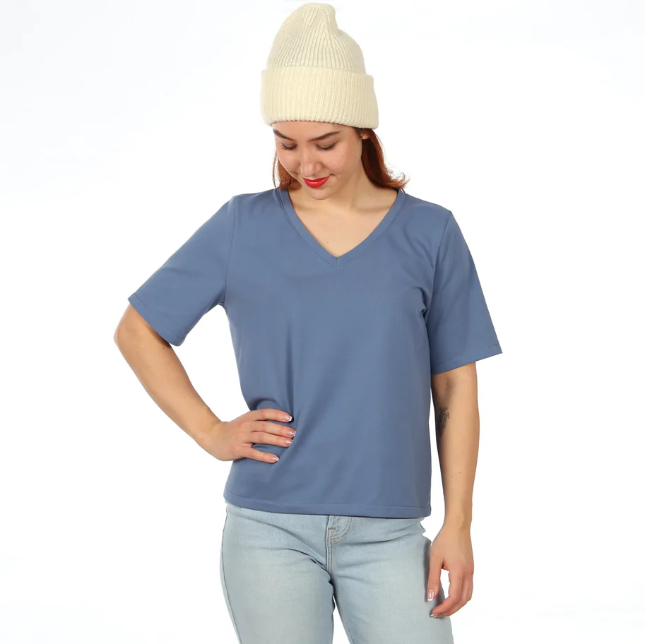 Frau Kay V-Shirt - Studio Schnittreif Schnittmuster