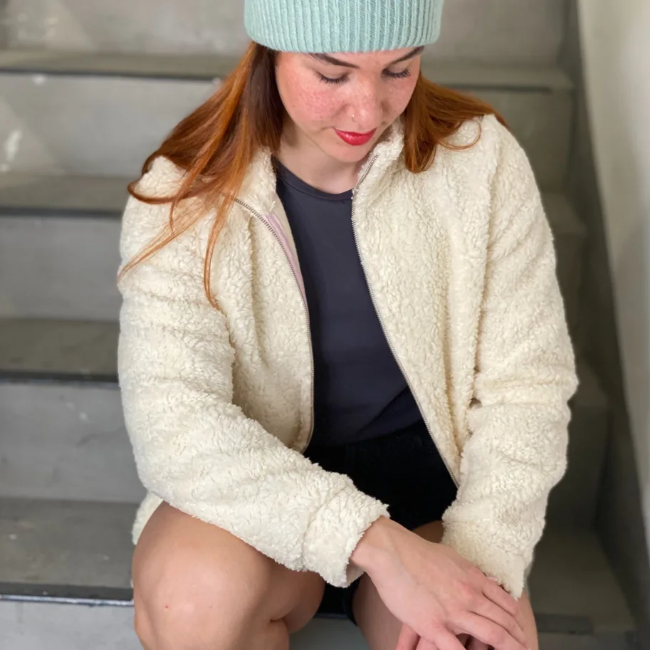 Frau Svea Reissverschluss-Jacke - Studio Schnittreif Sewing Pattern (German)