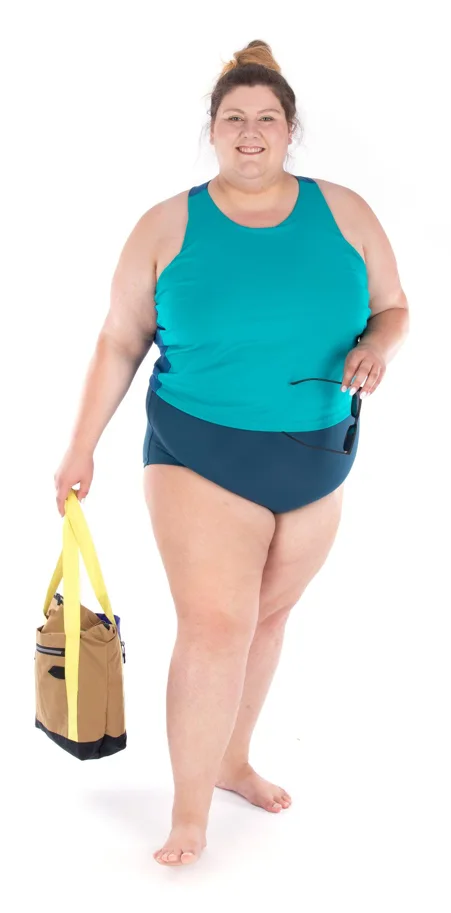 Audrey Cropped Workout Top - Jalie Sewing Pattern (English/French)