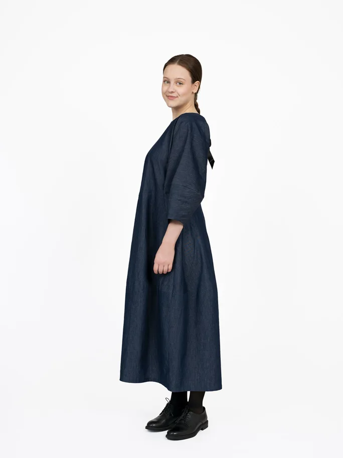 Barrel Dress XL-3XL - The Assembly Line Sewing Pattern (English)