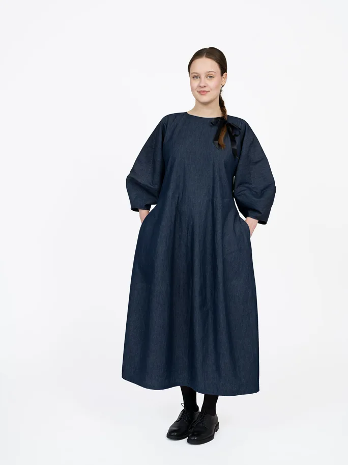 Barrel Dress XL-3XL - The Assembly Line Sewing Pattern (English)