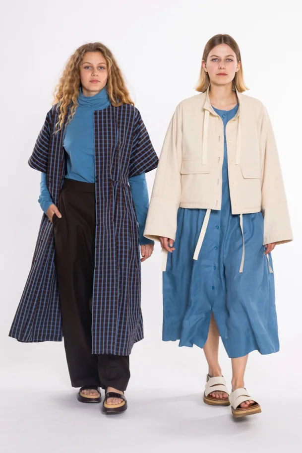 No85 gerafftes Kleid mit T-Ärmel - Trendschnitt Schnittmuster