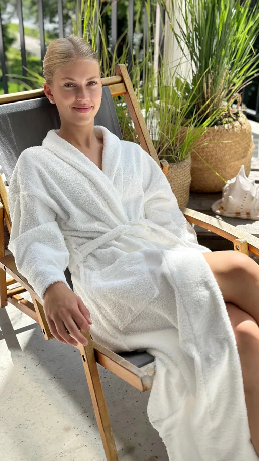 Frau Maite Bademantel - Studio Schnittreif Schnittmuster