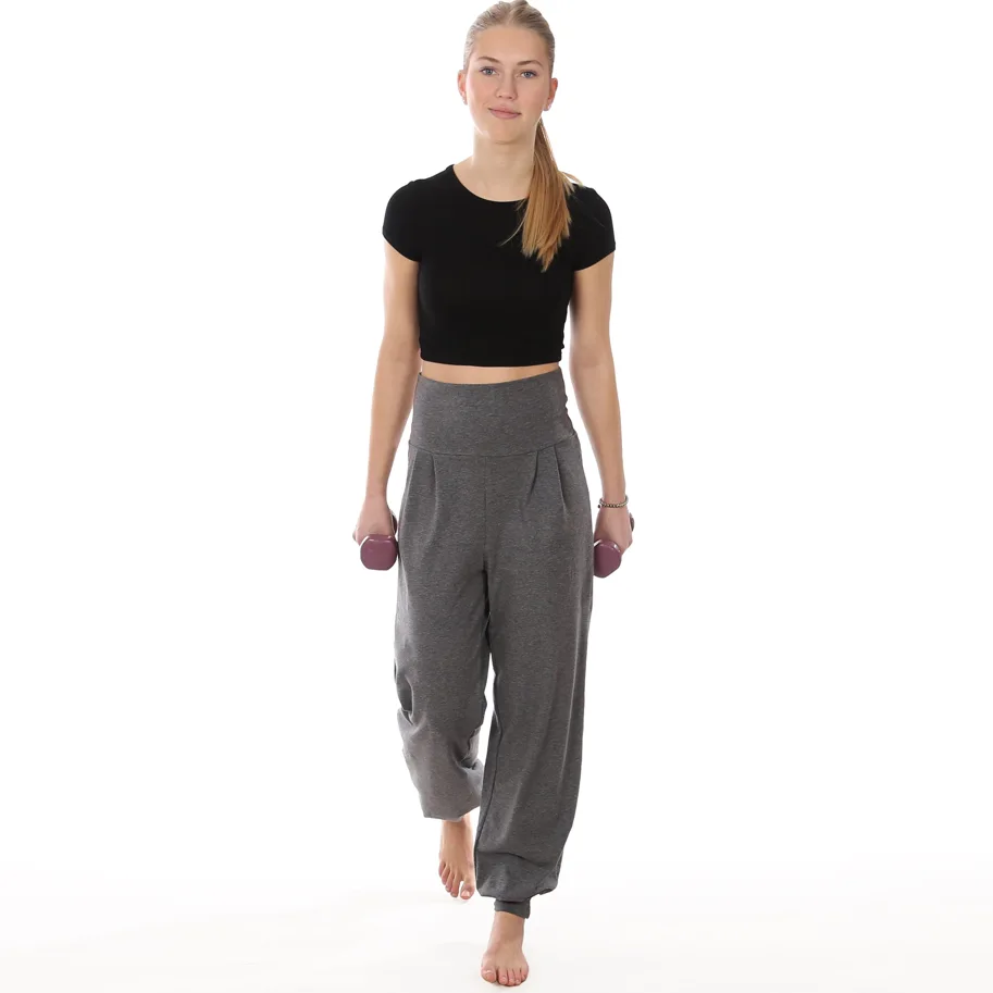 Frau Geli Yogahose - Studio Schnittreif Schnittmuster