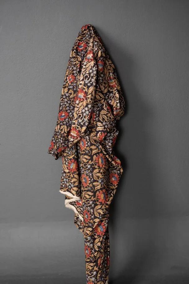 Bio Indian Blockprint - Elora Red Black Petals 