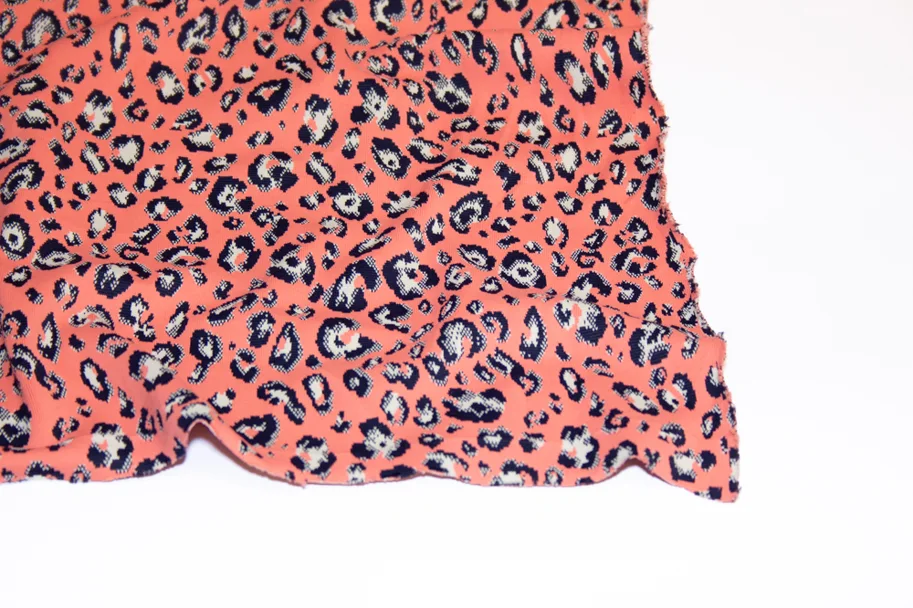 Deadstock Badestoff Sportjersey - Coral Leo