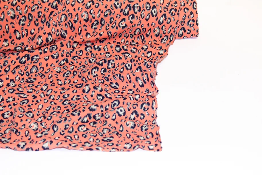 Deadstock Badestoff Sportjersey - Coral Leo