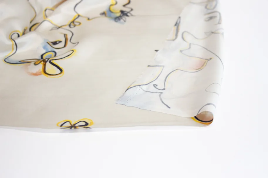 Seide Satin Deadstock - Love is Love