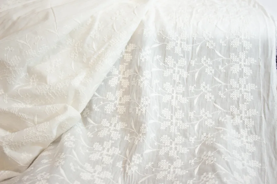 Bio Spitzenstoff - Bloom Off-White