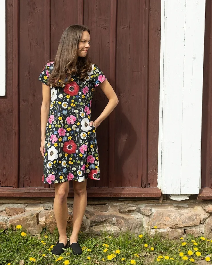 Organic Jersey - Whisper of Summer Black