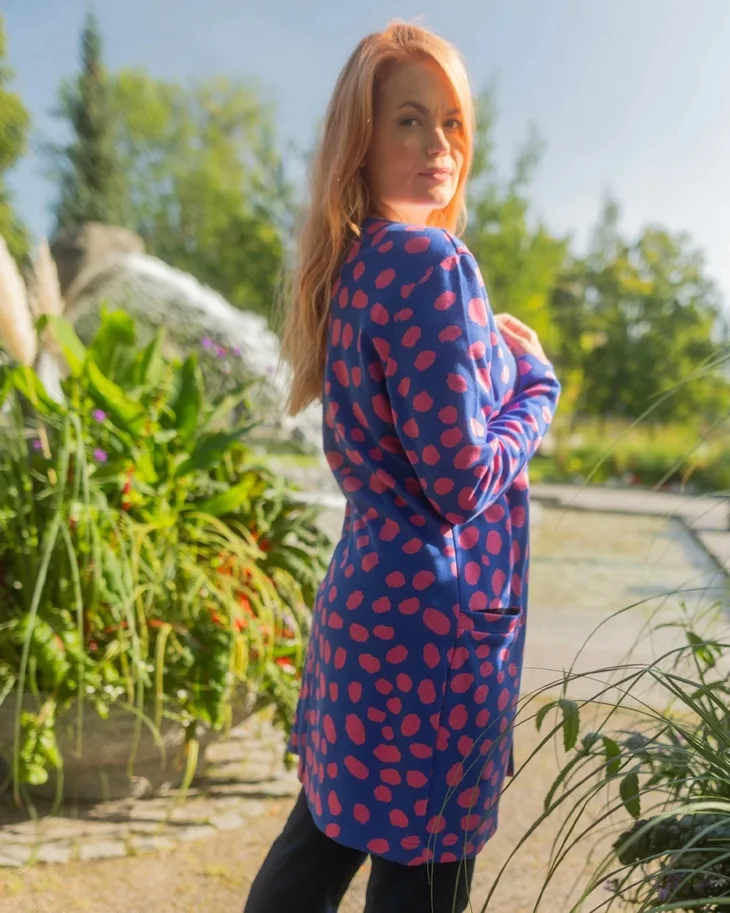 Organic Knit Jacquard - Cheetah Dots Blue Pink