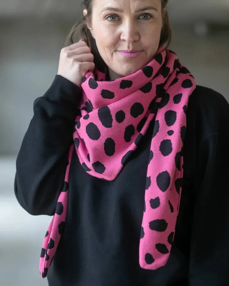 Organic Knit Jacquard - Cheetah Dots Pink Black