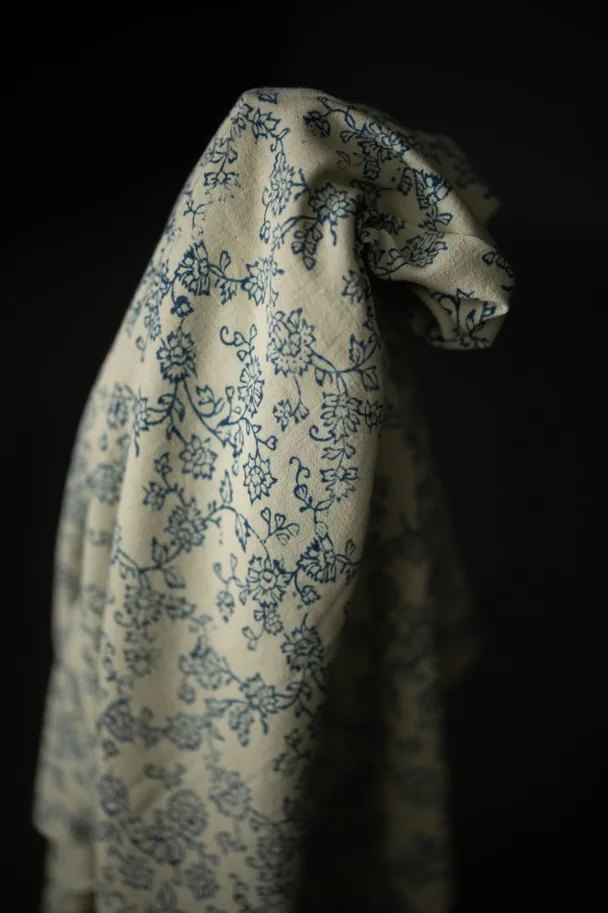 Bio Indian Blockprint - Creeping Blue Ecru
