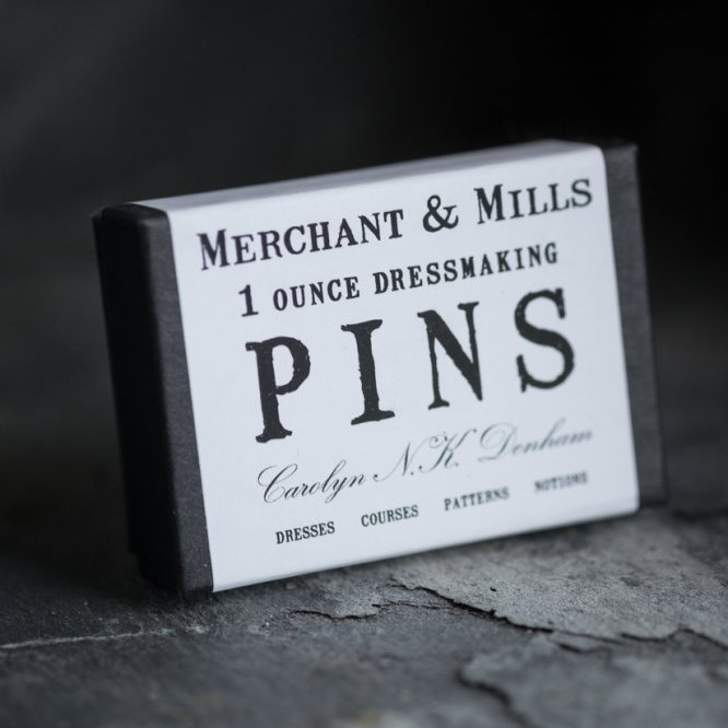Dressmaking Pins - For Midweight Fabrics